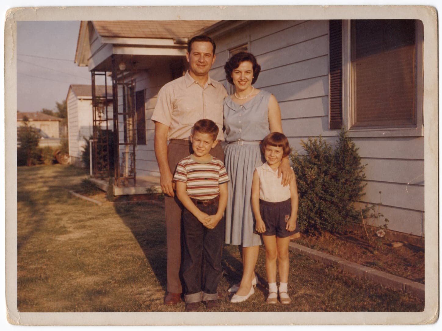 Synthetic family-memory example